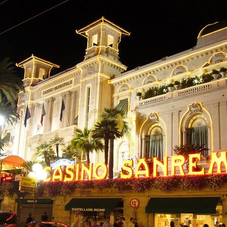 La Pace, Il Sole, Il Mare - Sanremo Casa Indipendente Vista Mare, Posto Auto Privato, Ampio Spazio Esterno Attrezzato, A Pochi Minuti Dalle Spiagge Exteriör bild