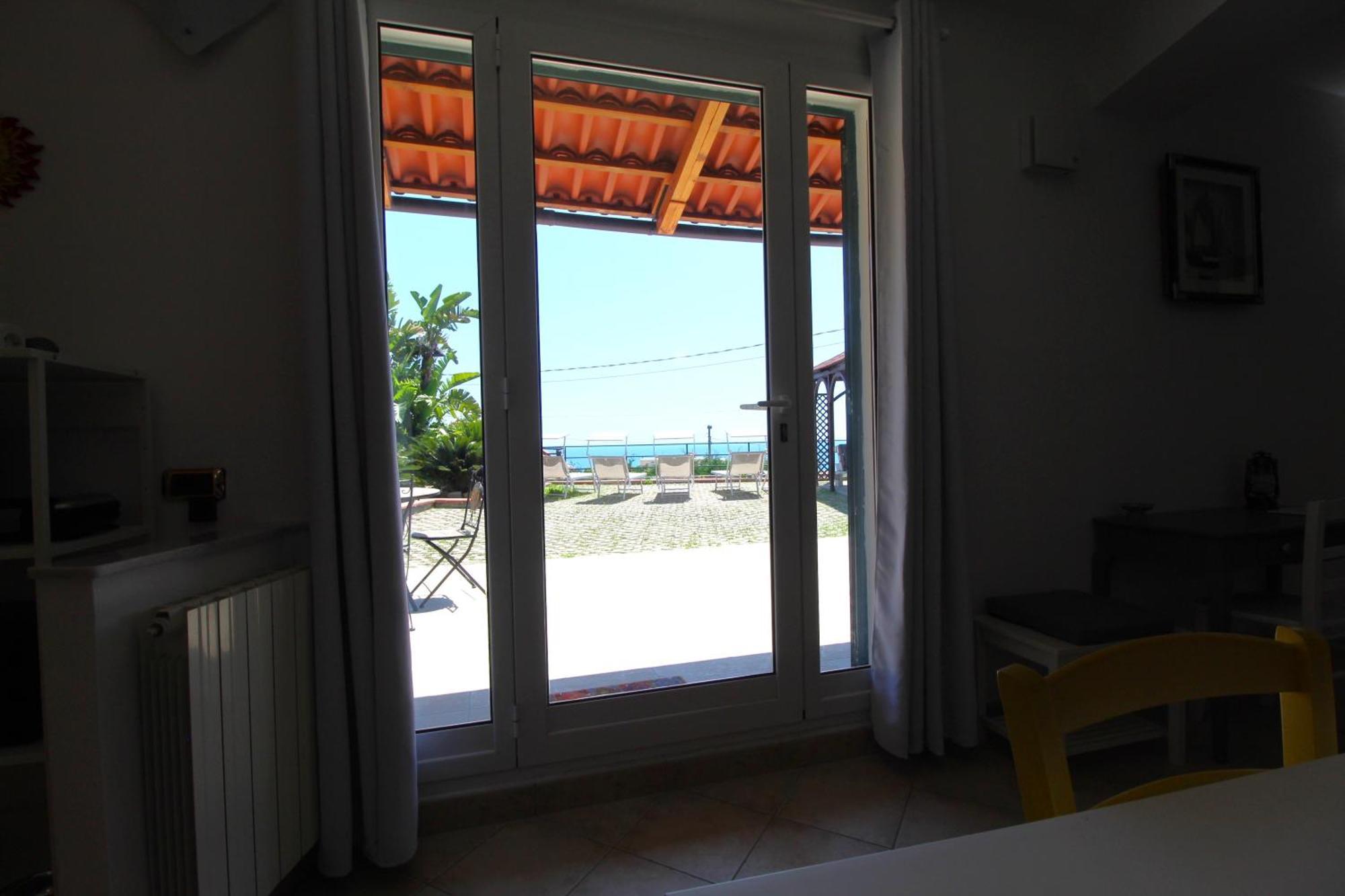 La Pace, Il Sole, Il Mare - Sanremo Casa Indipendente Vista Mare, Posto Auto Privato, Ampio Spazio Esterno Attrezzato, A Pochi Minuti Dalle Spiagge Exteriör bild
