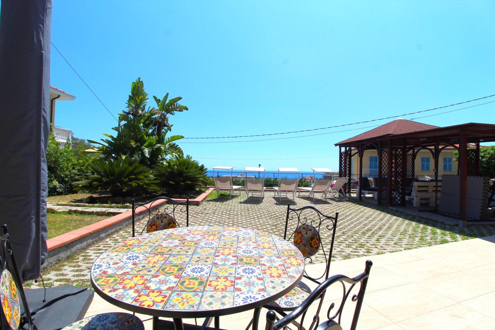 La Pace, Il Sole, Il Mare - Sanremo Casa Indipendente Vista Mare, Posto Auto Privato, Ampio Spazio Esterno Attrezzato, A Pochi Minuti Dalle Spiagge Exteriör bild